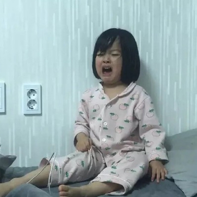 一对老人电梯里梅开二度：七旬老人电梯重逢,昔日恋人重燃旧情-2